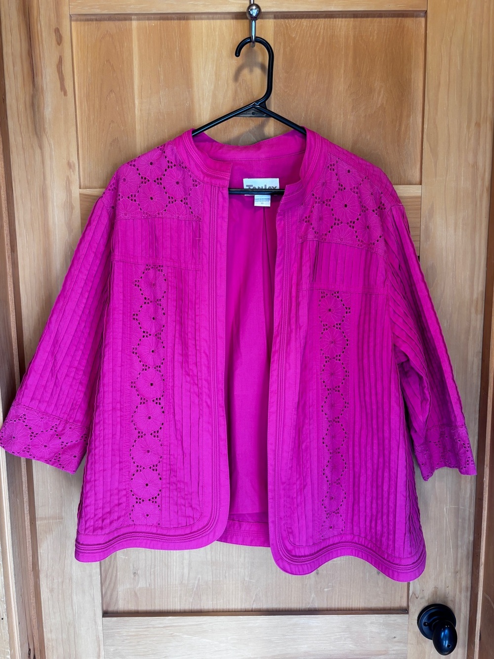 Tanjay Fuchsia Pink Eyelet Embroidered Quilted Boho Artsy Jacket Size 16